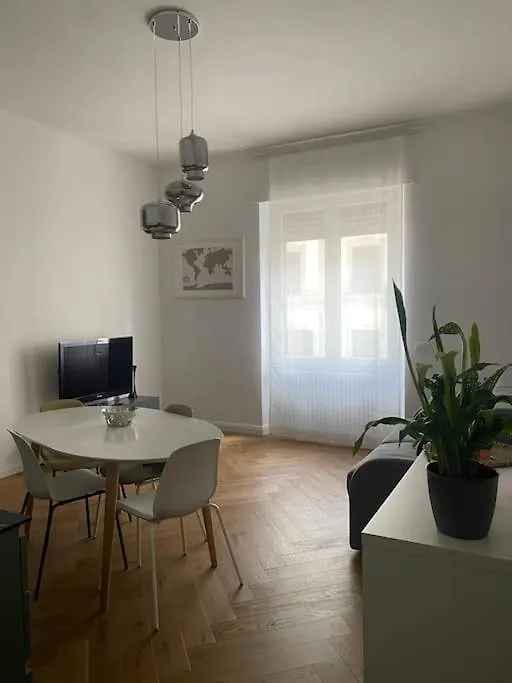 Firenze, Comodo Appartamento A Coverciano contacts